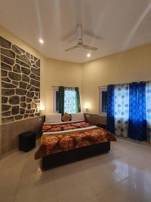 Kasauli Cascade A Cheerfull 4 Bedroom Challet Exterior photo